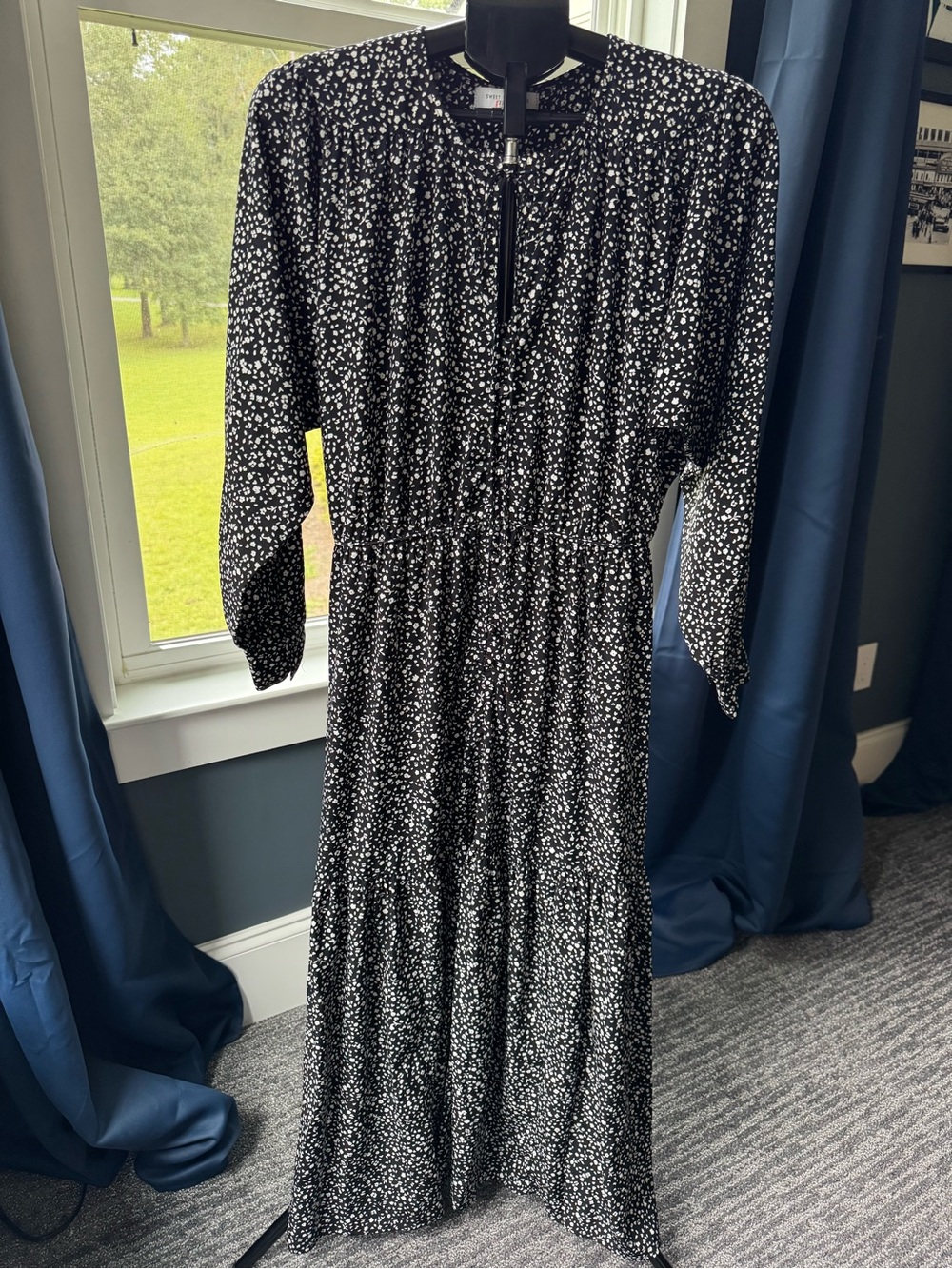 Sweet Baby Jamie Black Ditzy Peasant Dress Size Medium
